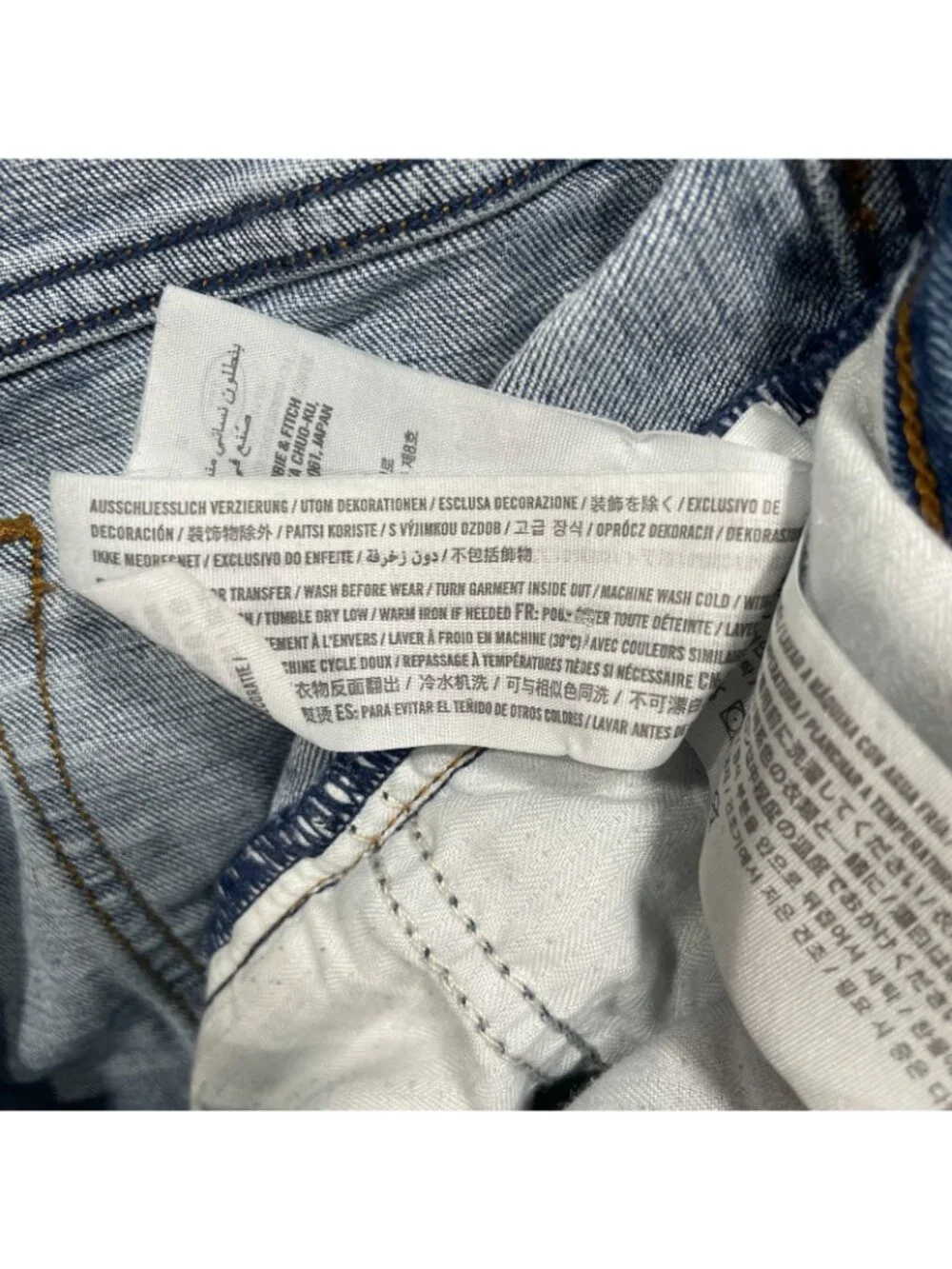 Abercrombie Fitch Curve Love Mom Jeans Womens 10 High Rise Button Fly Raw Hem